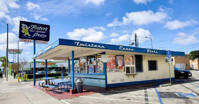 Southern California Fosters Freeze: 80 years of delicious burgers and ...