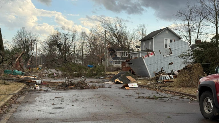 4 dead, several injuries after Southwest Michigan tornadoes