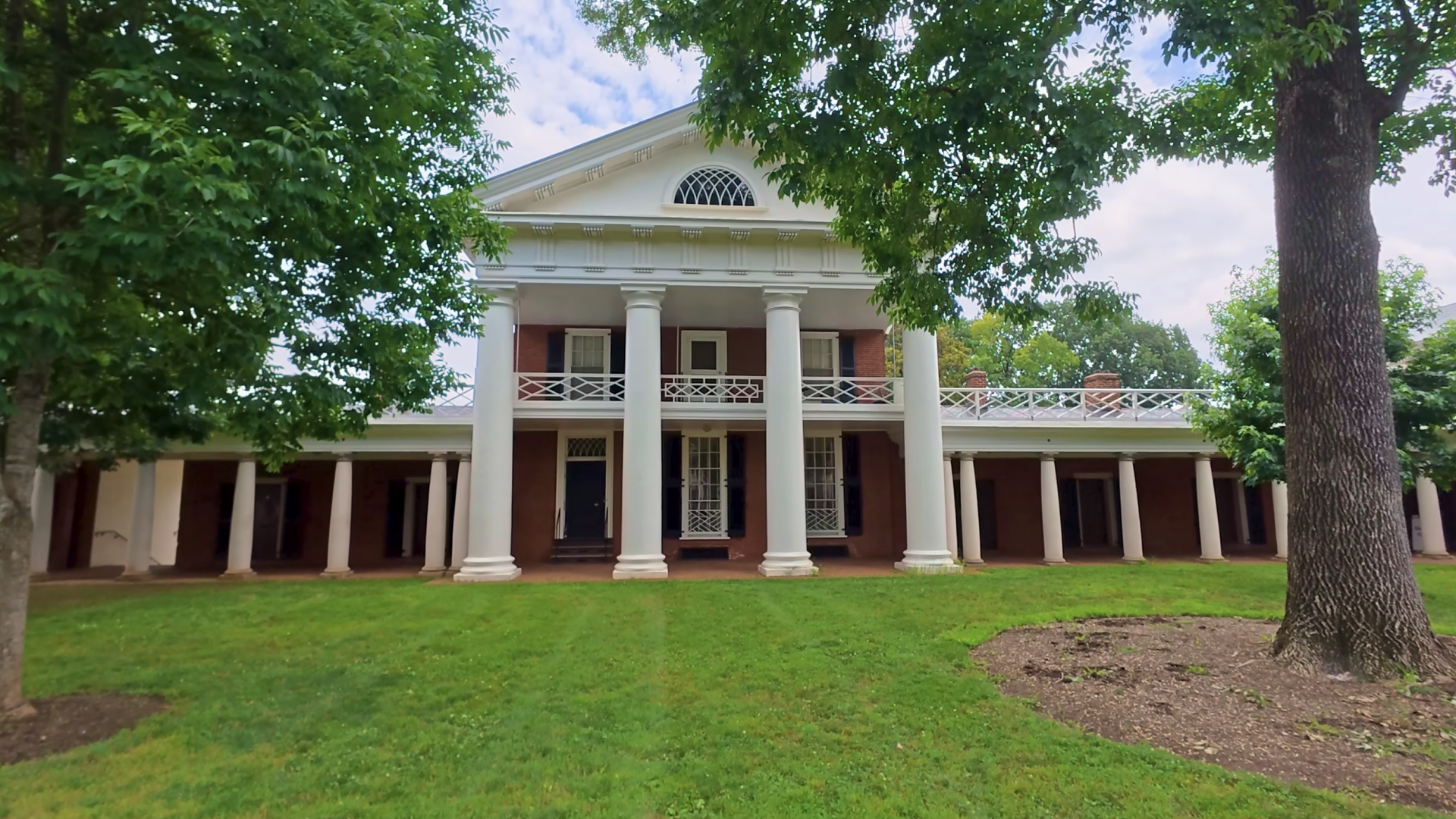The many lives of Charlottesville, from Confederate statues to enslaved ...