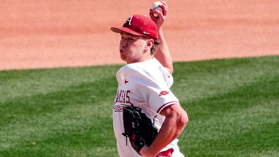 Razorbacks show again why patience pays in easy win over Stetson