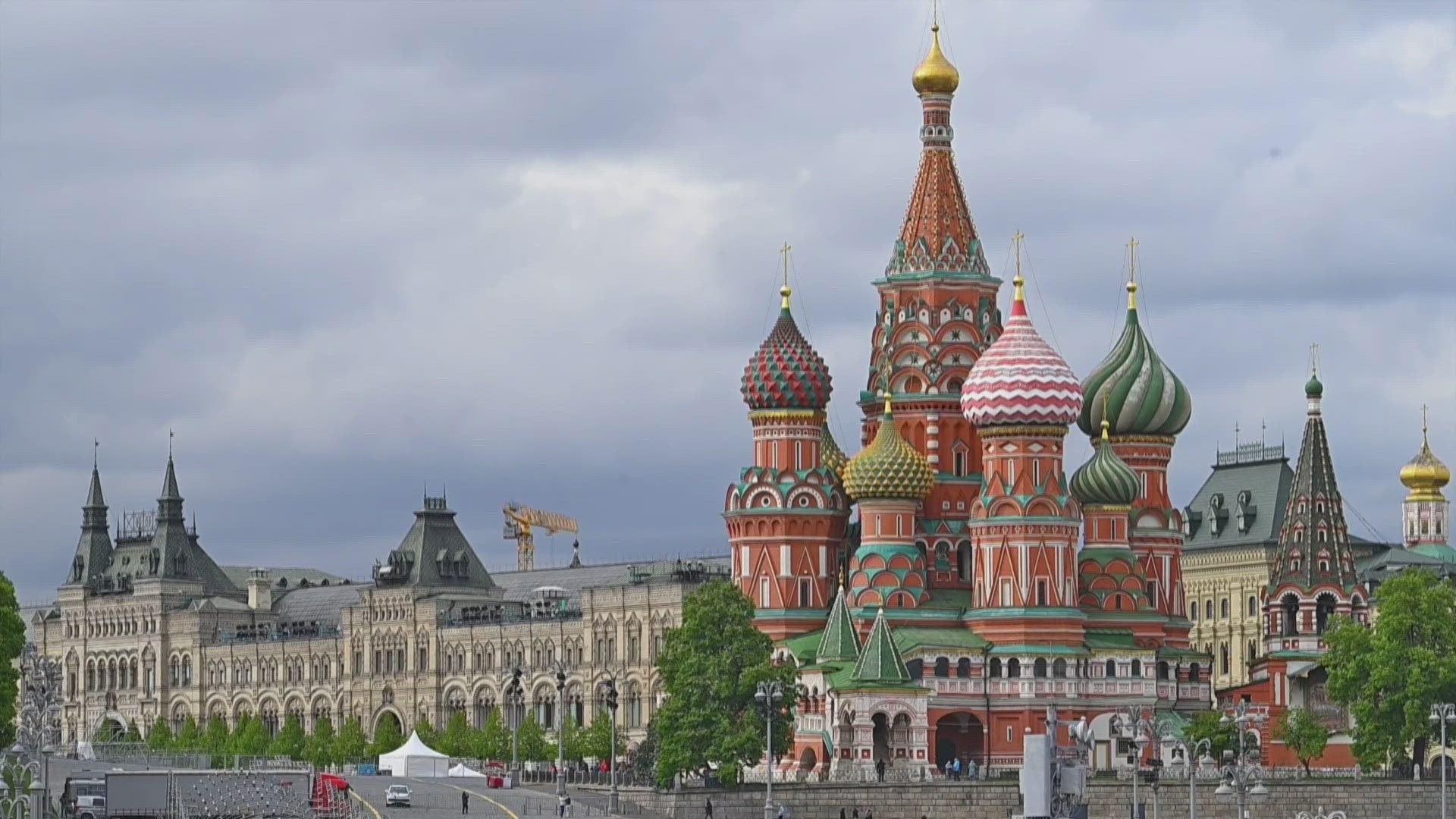 Sources confirm Russia is aiding Iran in tracking US positions in the ...