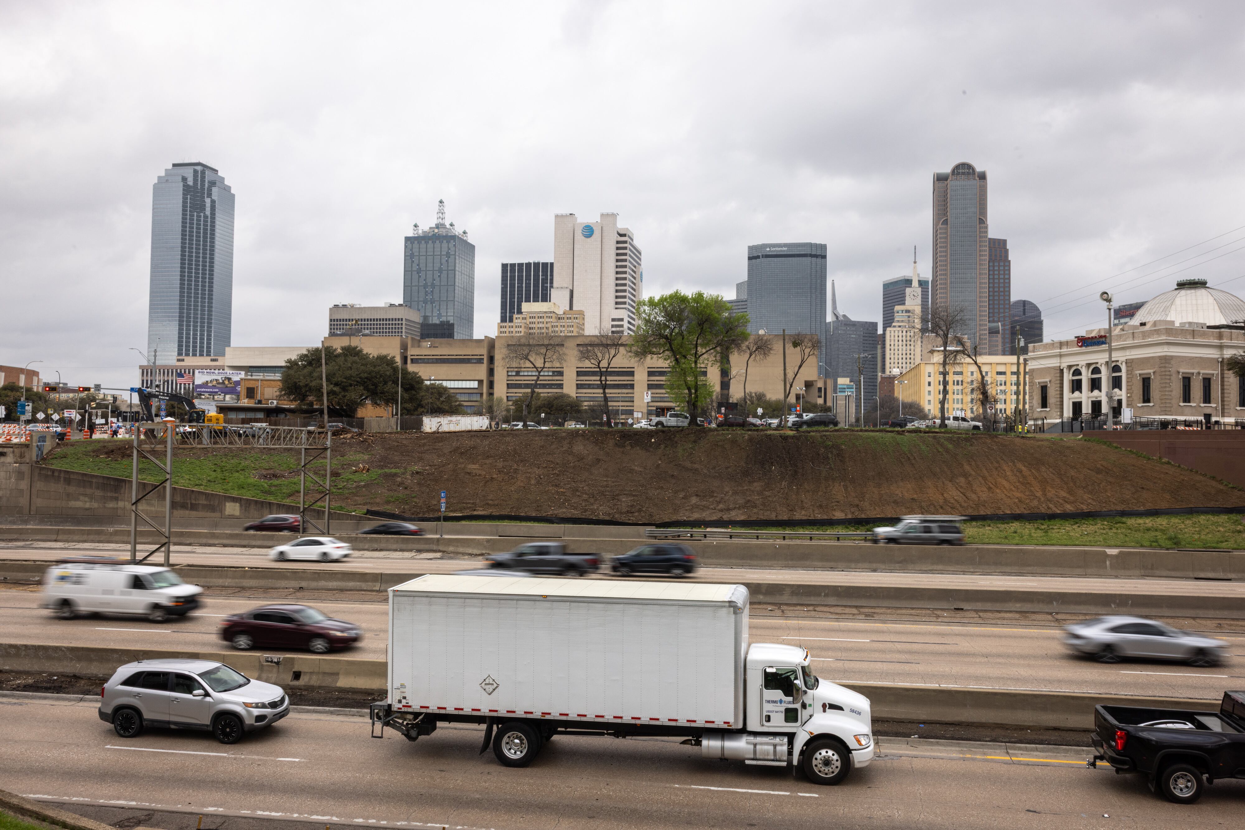 Why do Texans have to display two license plates? Here are 5 traffic ...