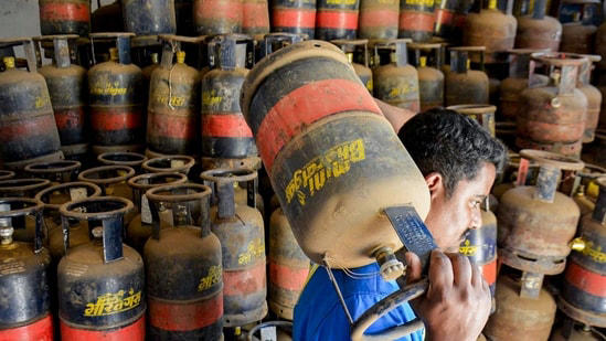 Domestic LPG cylinder costlier by ₹60, commercial up ₹115 amid West ...