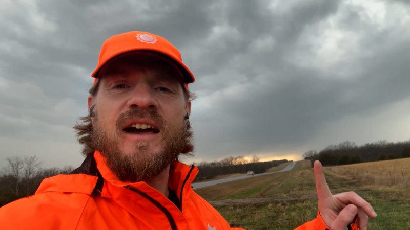 Supercell storms fire up in the central US