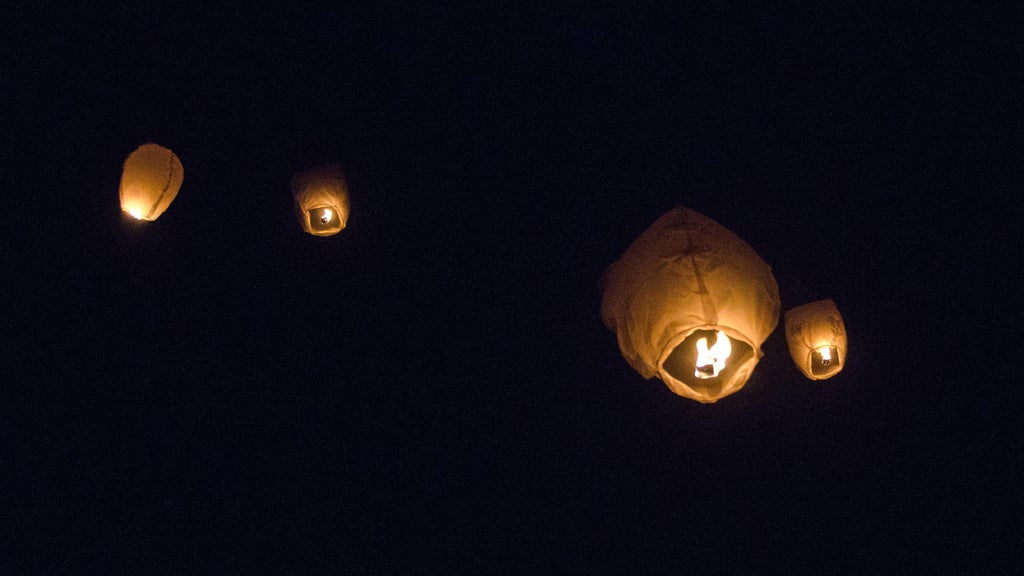 Floating lantern likely sparked Mesquite fire that destroyed two homes ...