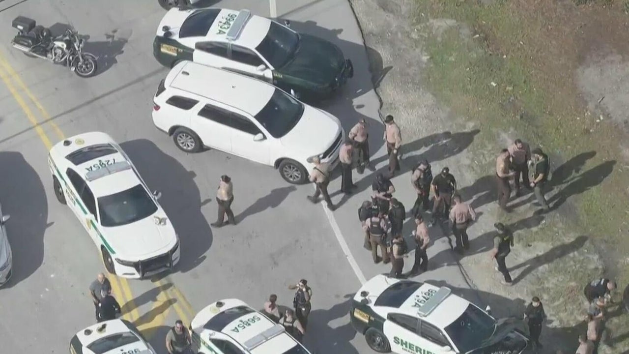 Miami-Dade deputies nab burglary suspects following chase