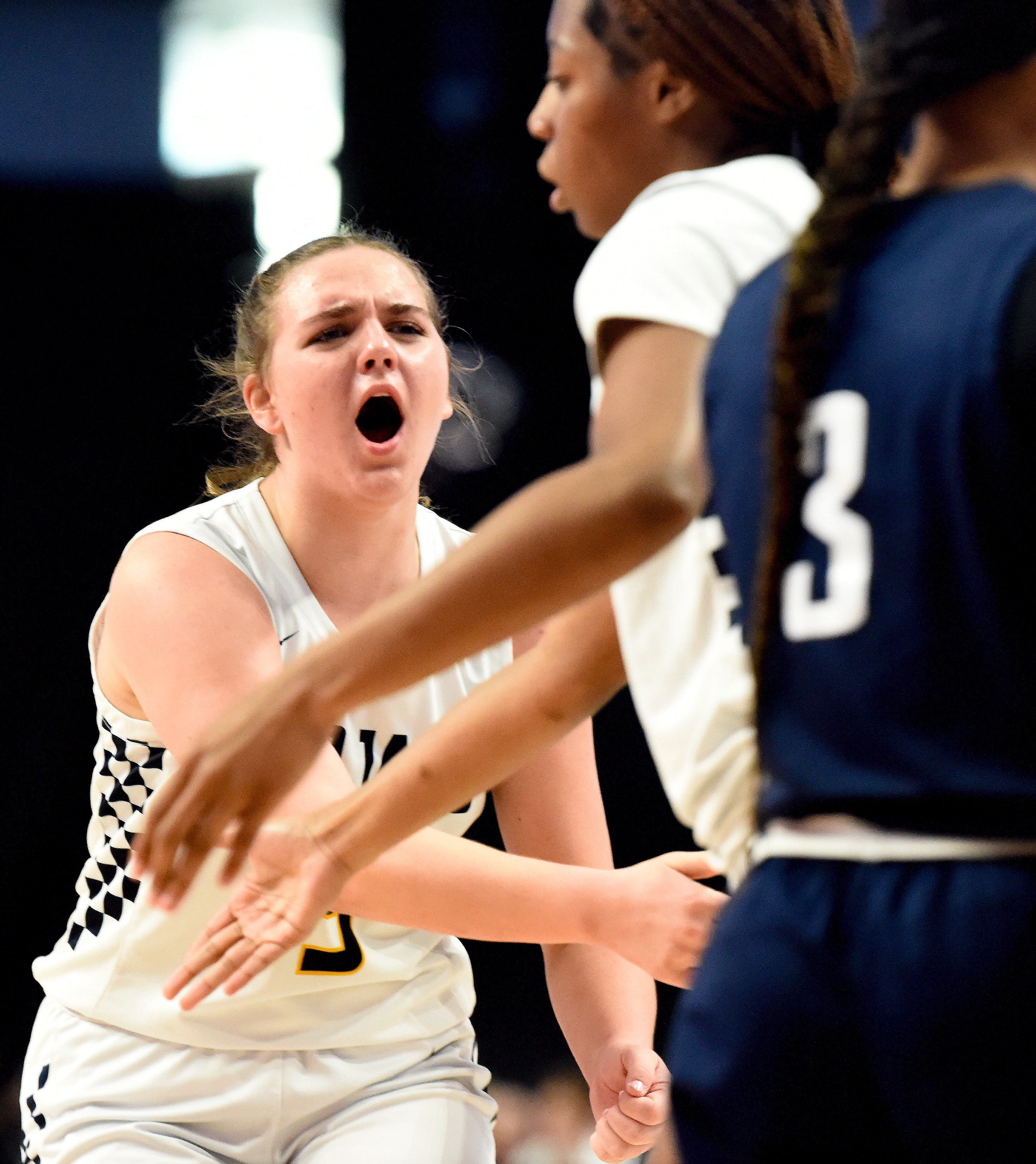 Saint James girls dominate Mobile Christian for school's first Blue Map