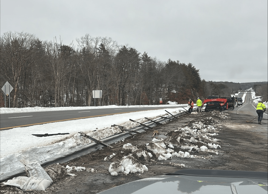 Crews cleaning fuel spill on I-395 in Killingly after tractor-trailer crash