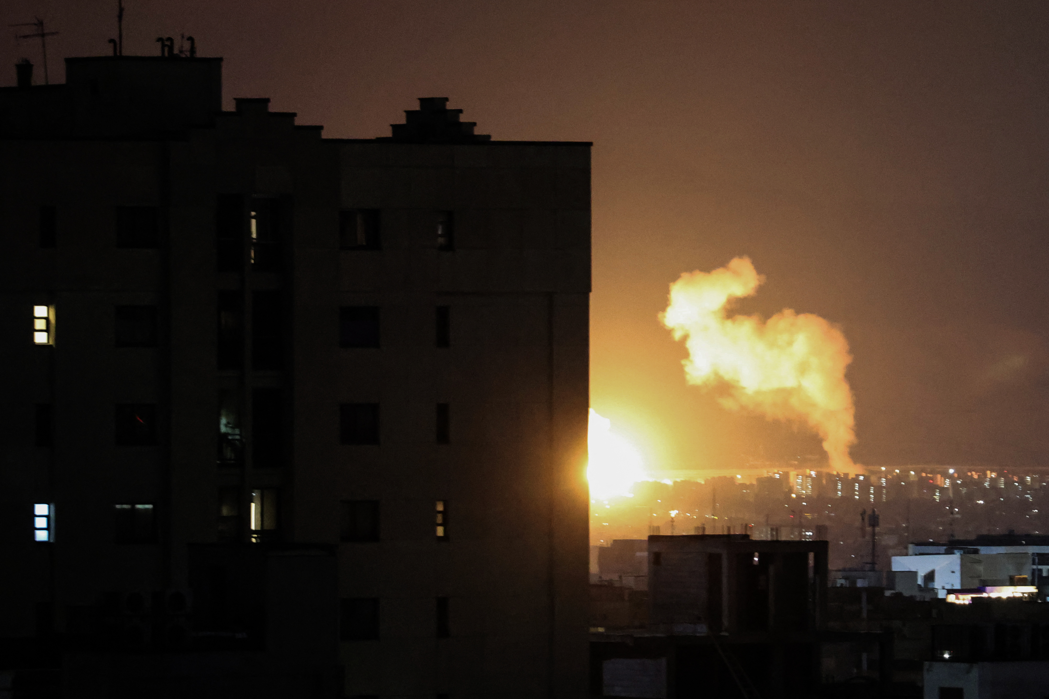 US and Israel attacking Iran at 'record pace', war monitor says