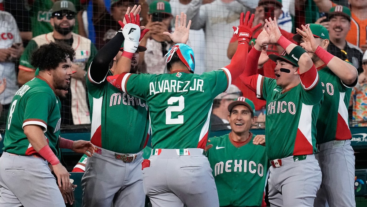 ¡A lo 'Nacho Libre'! El épico festejo de México tras su primer 'home ...