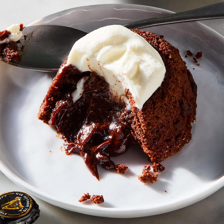 These 29 classic Irish desserts will have you feelin’ lucky on St ...