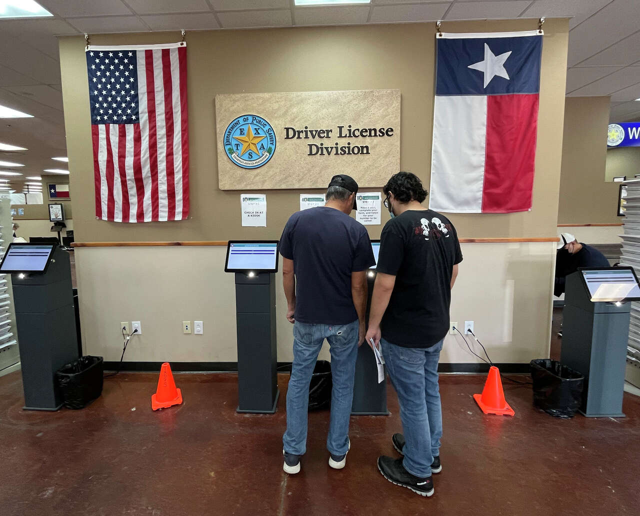 What to know about new Texas rules for vehicle title with 1st-time ...