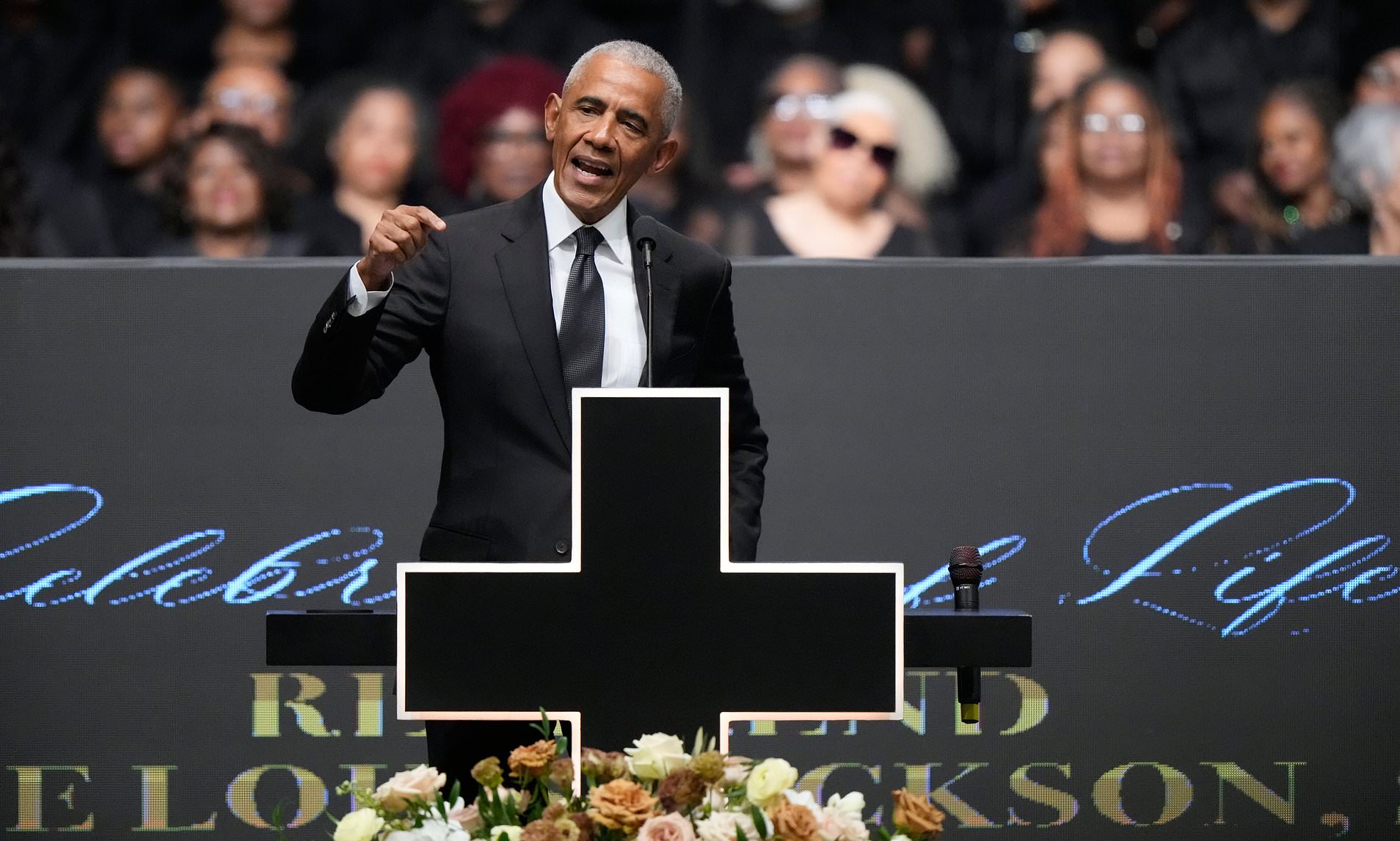 Obama launches ferocious rebuke to Trump at Jesse Jackson funeral