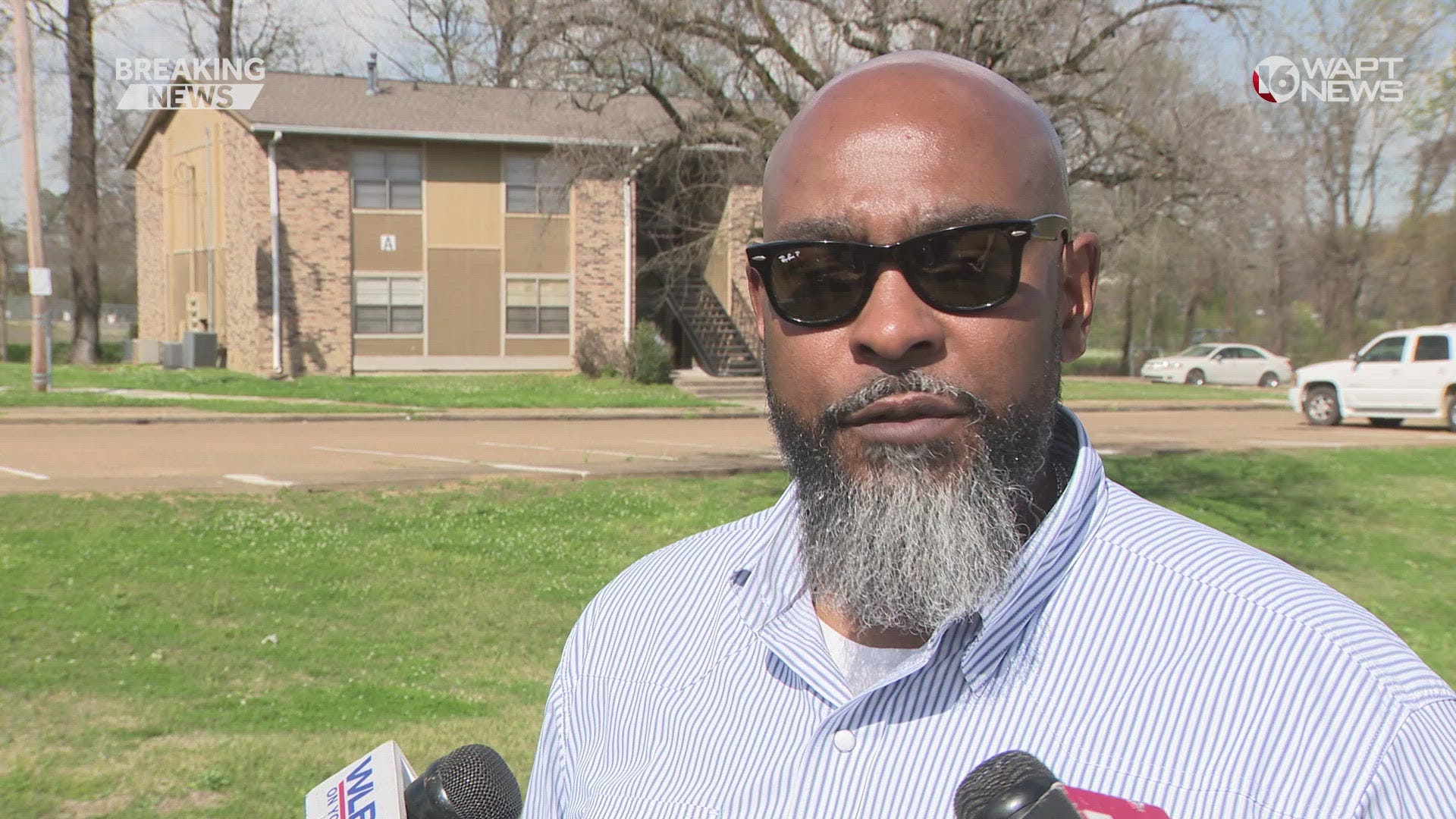 2 kids shot at Jackson apartment complex