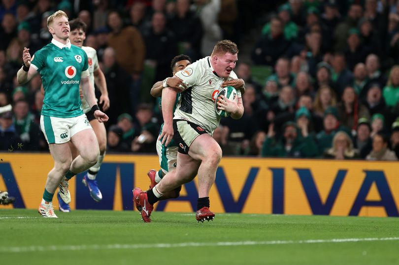 Rhys Carre try stuns rugby world as Wales international laughs at coach ...