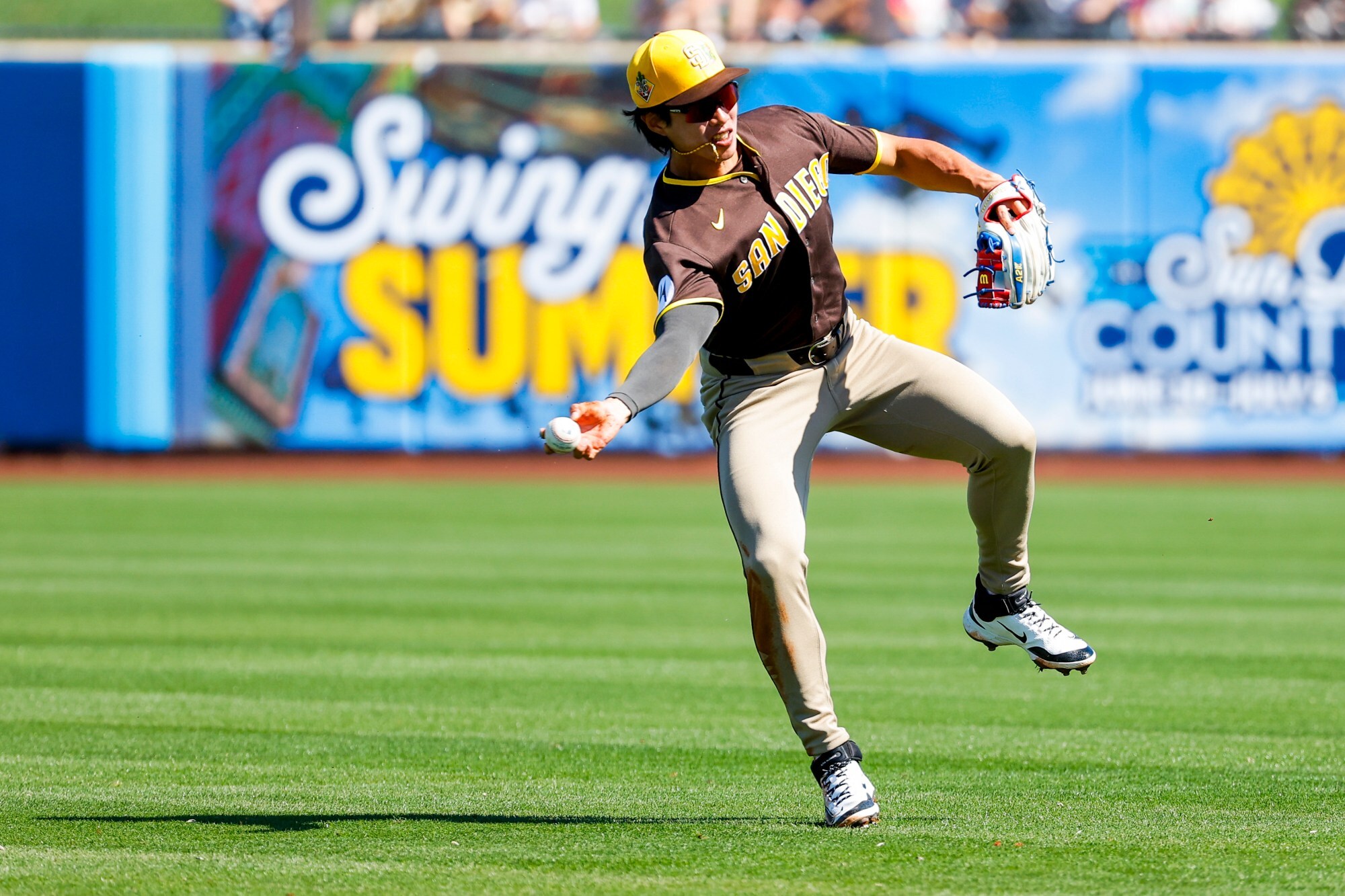 Padres notebook: Caution with Sung-Mun Song; Nick Pivetta pushed; Jason Adam pushes<br>