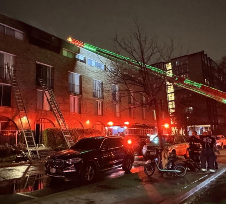 Southwest DC fire leaves 1 displaced, officials say