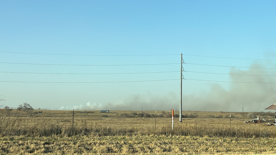 Ballard Creek fire burns over 400 acres near Matador