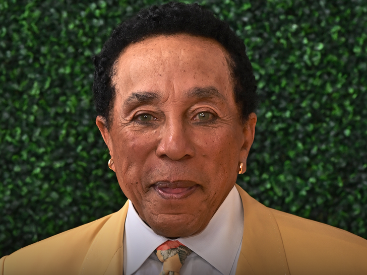 Smokey Robinson accusers say he