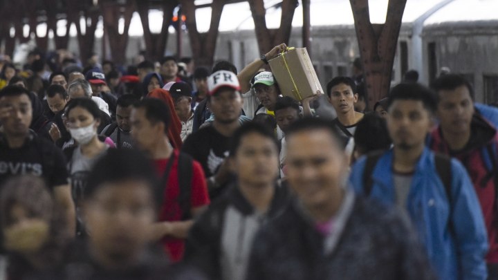 AA1XHBUS Mudik: Pelajaran Kehidupan di Jalanan