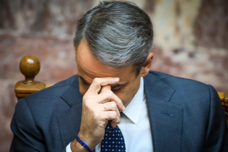 Πρόωρες εκλογές για να αποφύγει τα χειρότερα