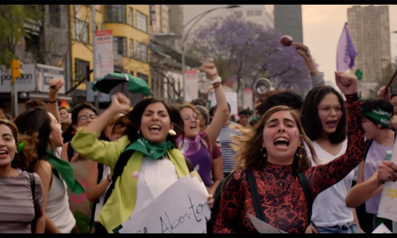 Rebeladas ilumina el 8M: cine feminista en la Glorieta de las Mujeres ...