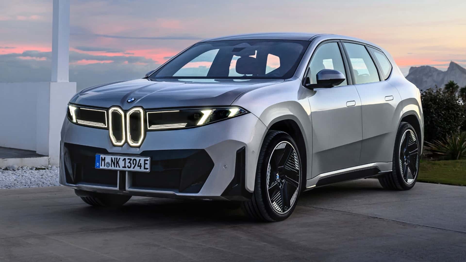BMW’s iX3 defies expectations, racks up 50,000 orders without test drives