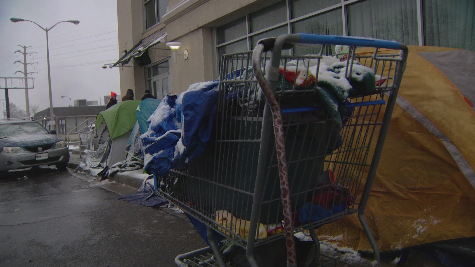 Homeless advocates set up tents outside building previously used as ...