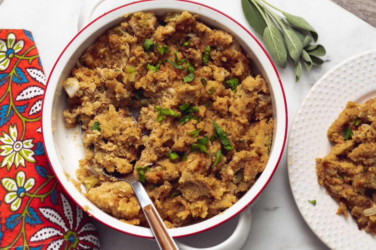Slow-Cooker Cornbread Dressing - Southern Living