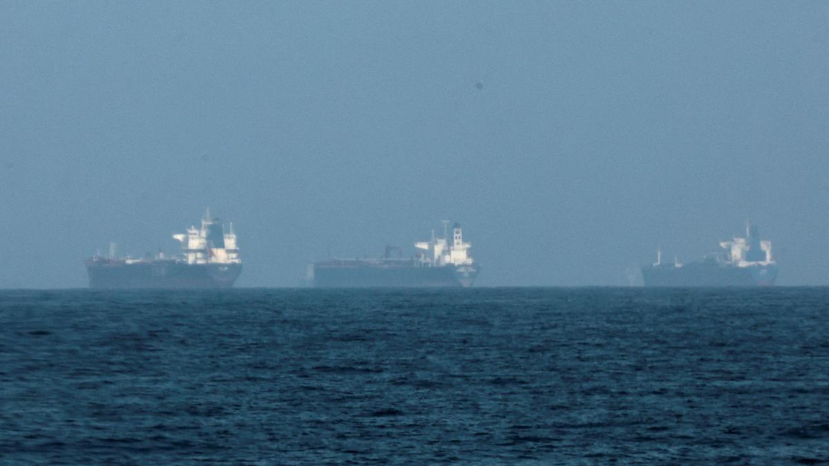 Irán afirma haber atacado con un dron un petrolero en el estrecho de Ormuz
