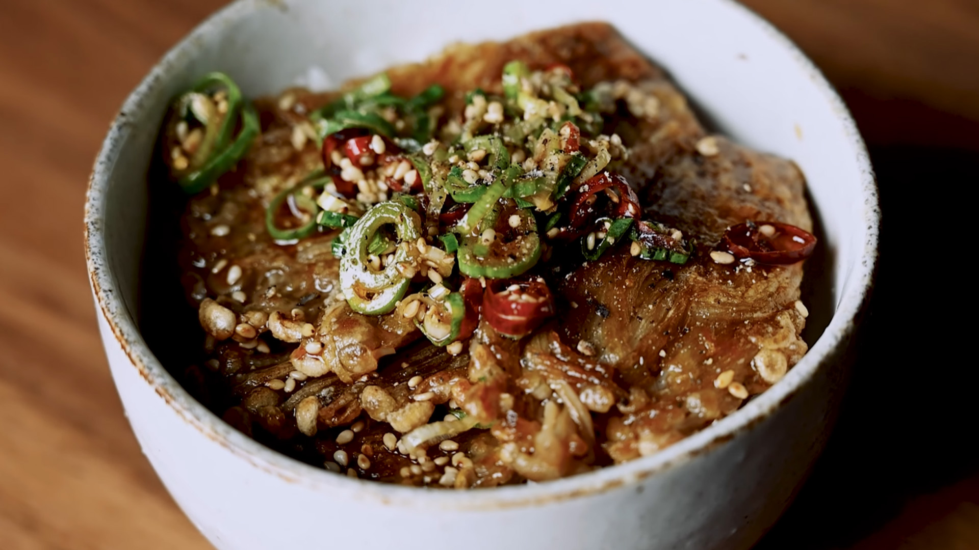 Crispy enoki mushroom rice bowl recipe for home cooks