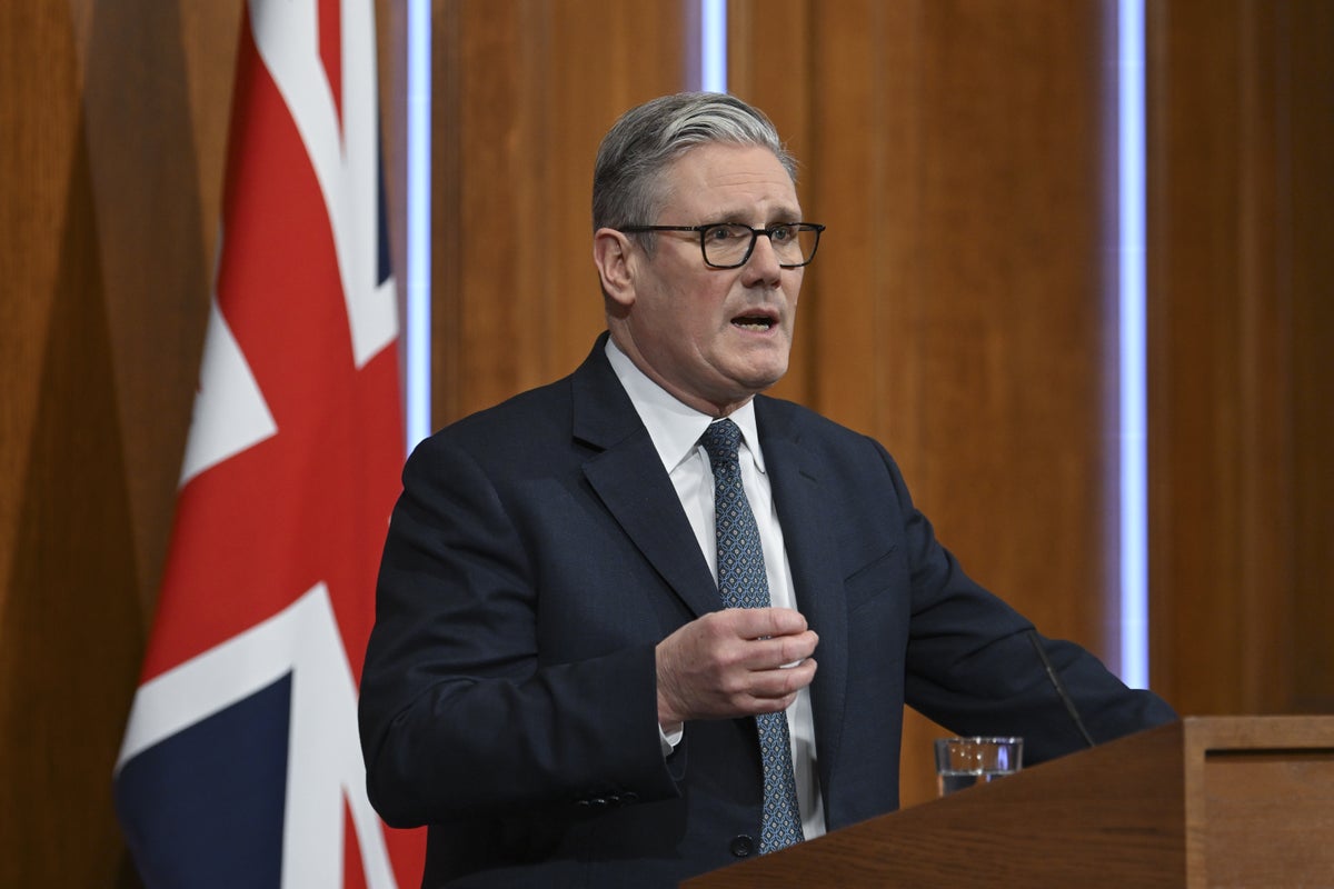 Starmer mocked for 'copying Trump' in Middle East war TikTok