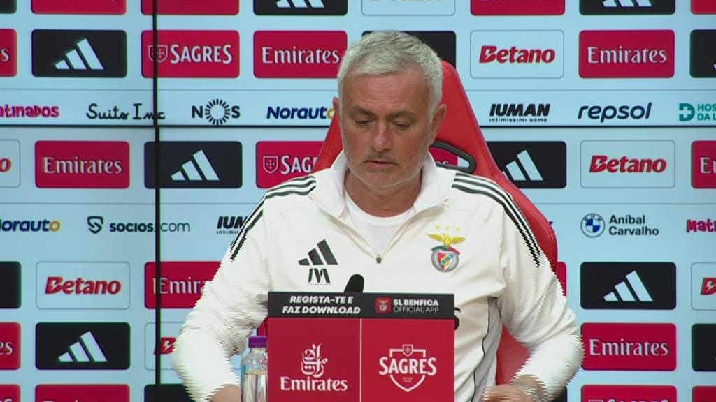 Mourinho: «Se perdermos, as possibilidades de sermos campeões esfumam-se»