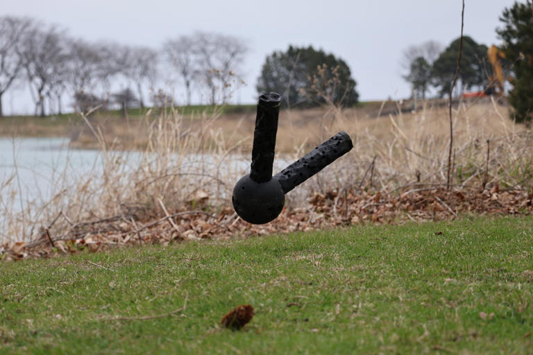 Robots that refuse to fail: AI evolves 'legged metamachines' that ...