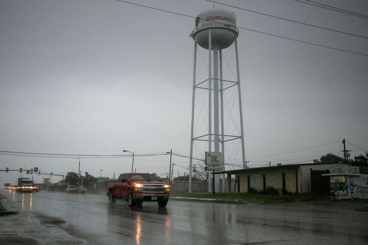 Ping pong-sized hail threatens San Antonio as severe thunderstorm watch ...