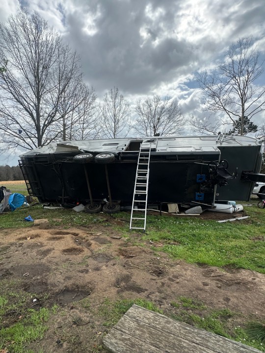 Family recovers after tornado flips mobile home in East Texas