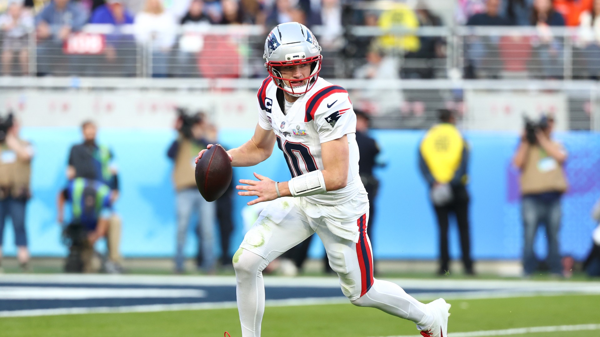 How NFL teams build championship squads in the offseason