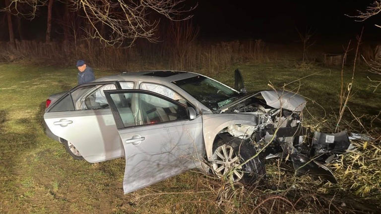 Driver taken to trauma center after crash in Franklin County