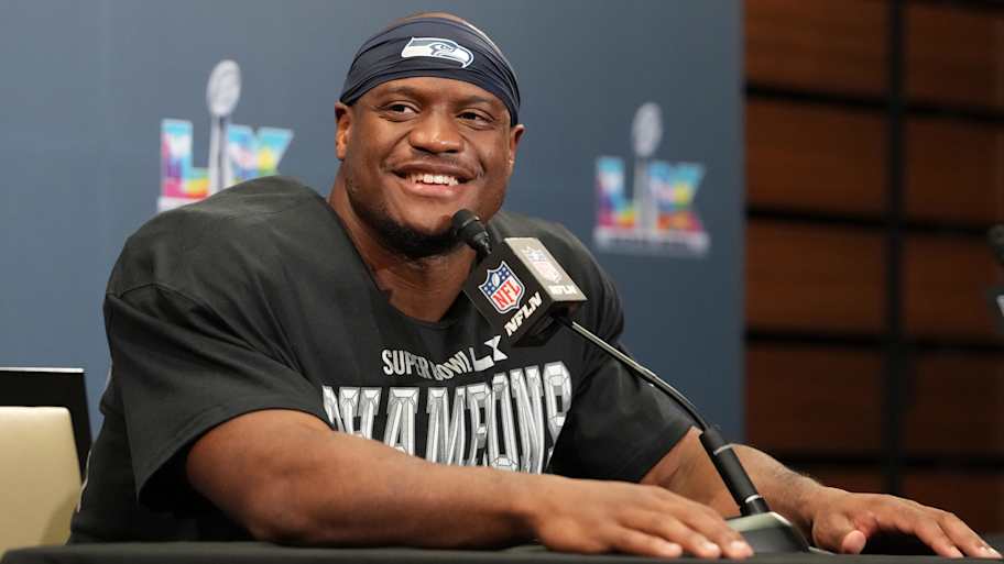 Giants reportedly not planning to shop at top end of the running back ...