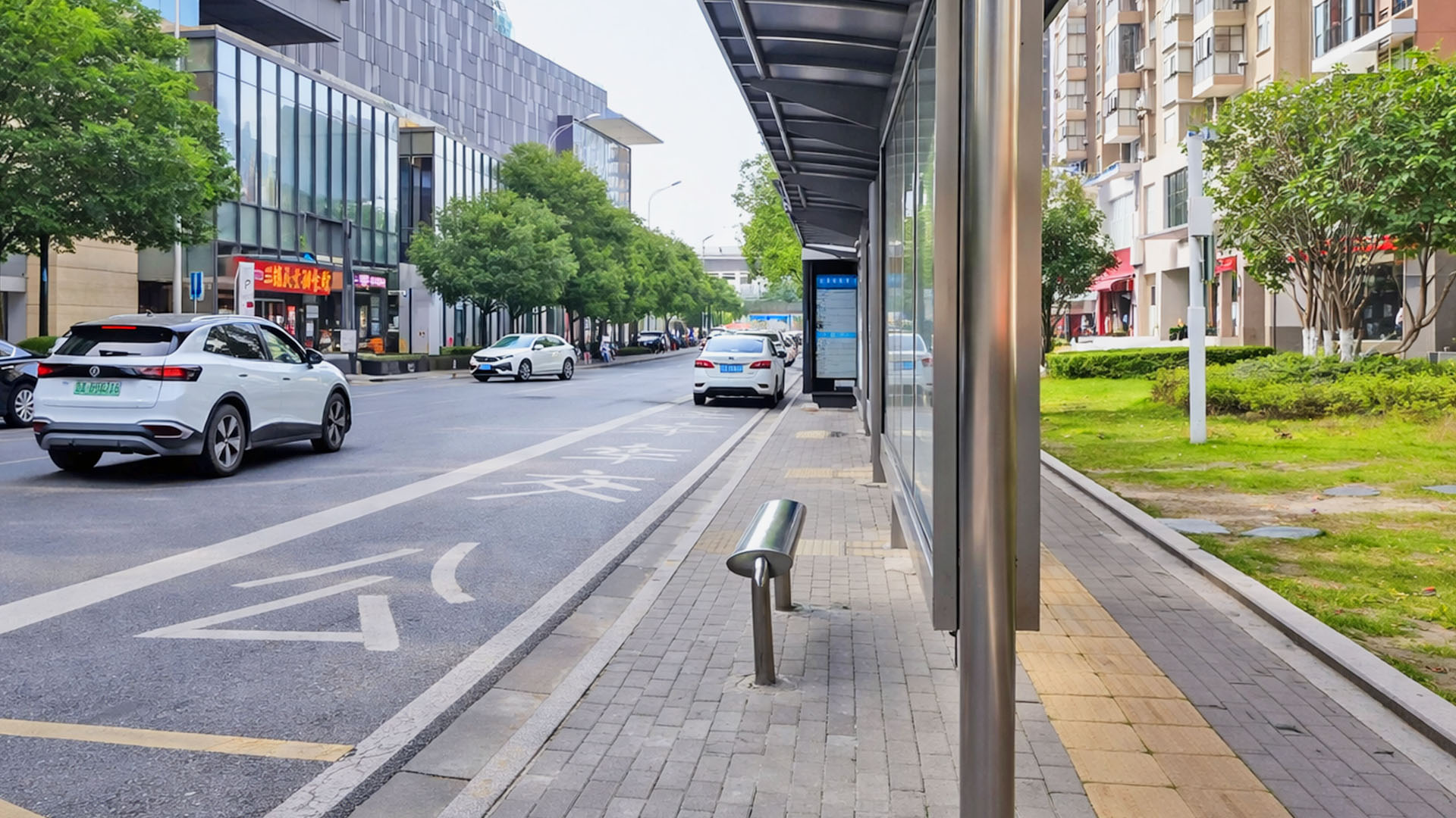 City Planning Builds Comfortable Bus Waiting Areas China