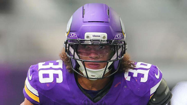 Vikings tender two exclusive rights free agents ahead of 2026 NFL season