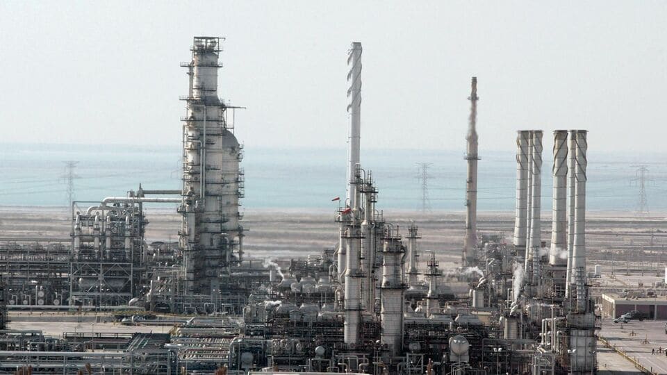 Kuwait cuts oil production as Strait of Hormuz closure disrupts global ...
