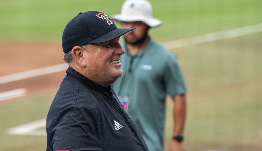 Texas Tech sweeps through Big 12 opener with Houston