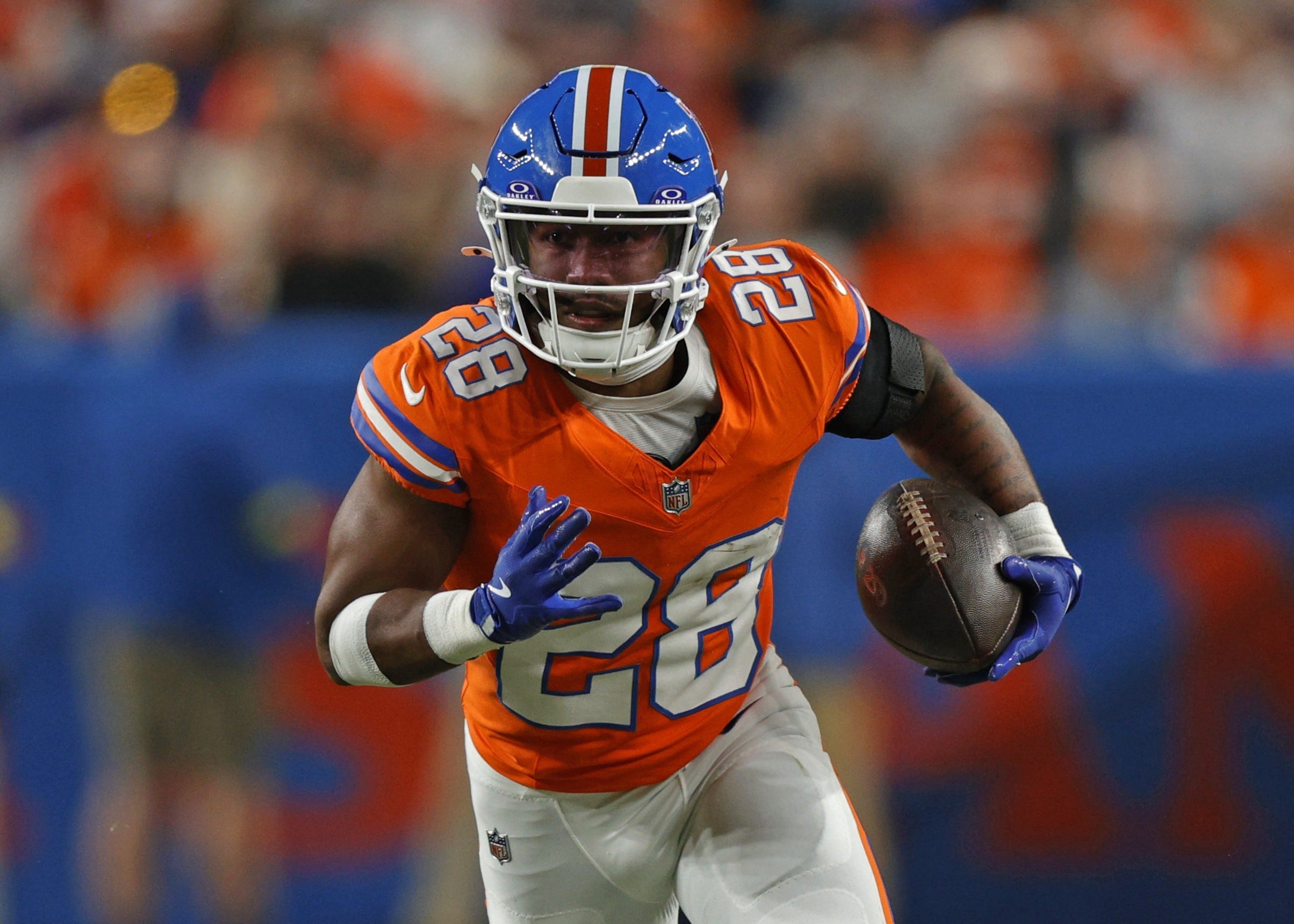 Broncos bring back RB on 1-year ERFA tender
