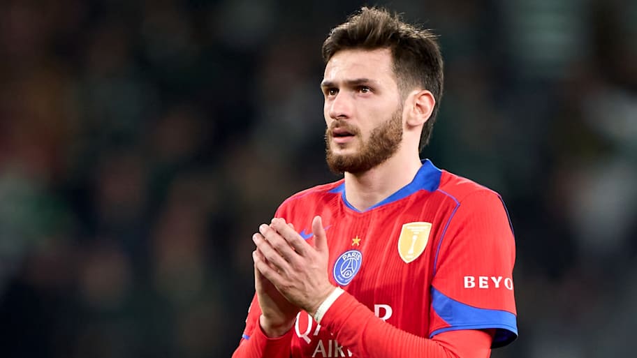 Khvicha Kvaratskhelia is in the gossip. | Jose Manuel Alvarez Rey/Getty Images