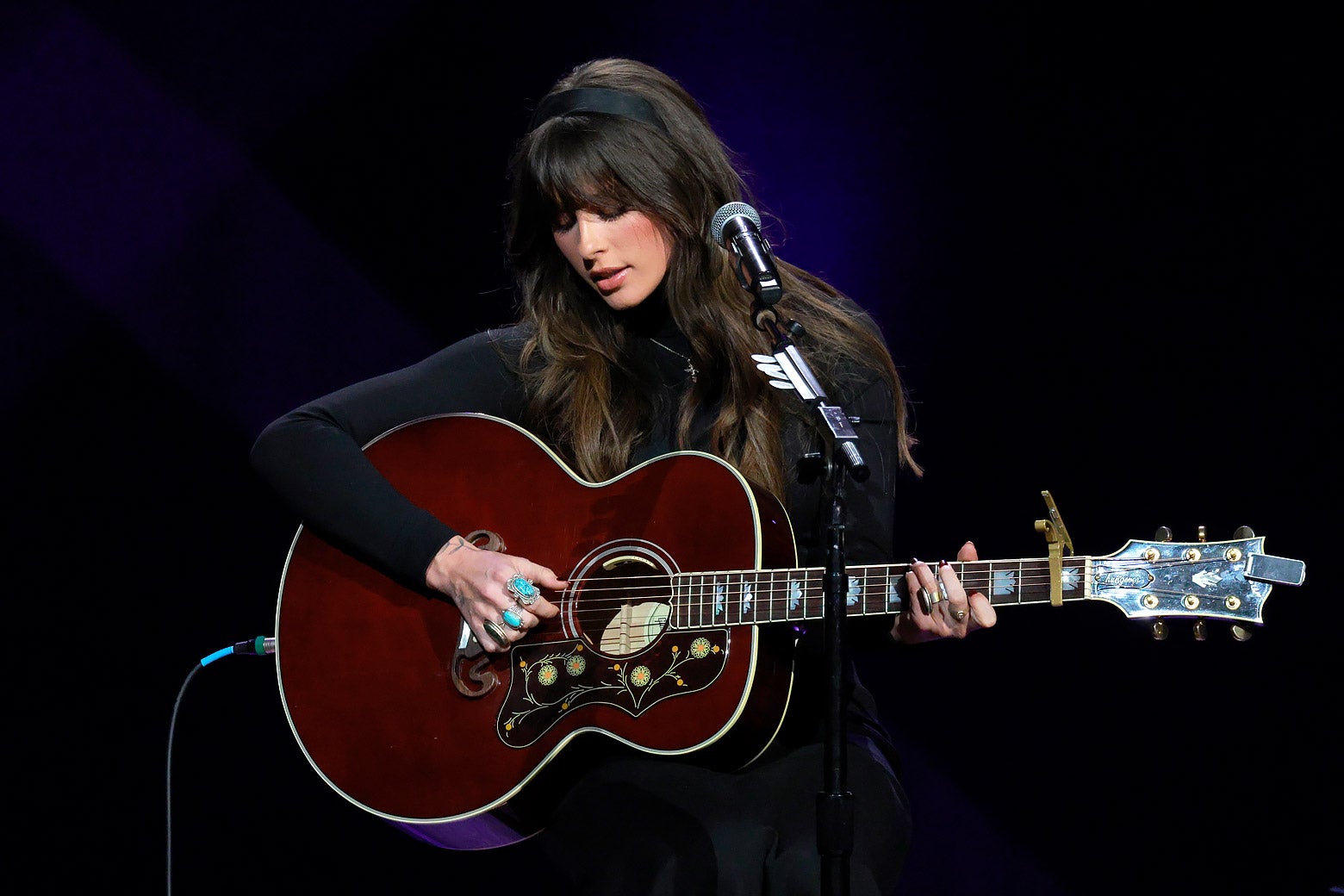 America's new No. 1 song just did what even Taylor Swift couldn't