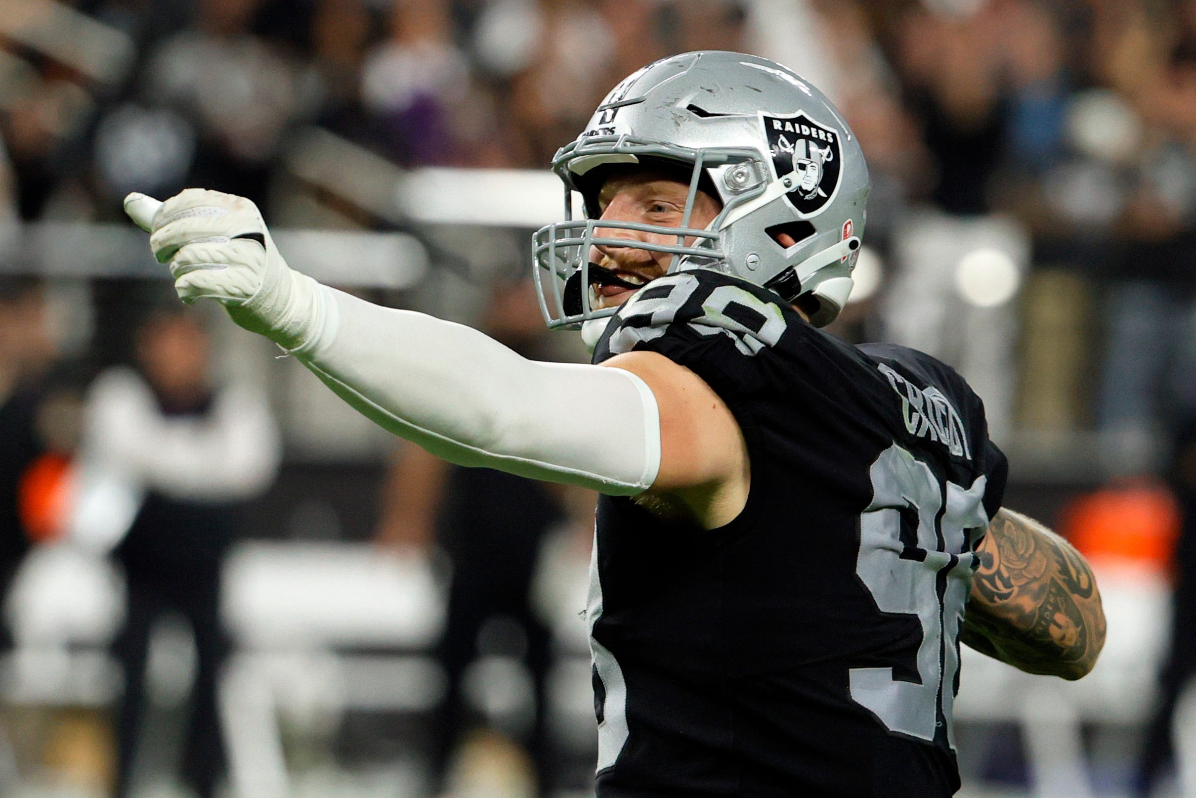 Ravens back out of Maxx Crosby trade with Raiders at last minute<br>