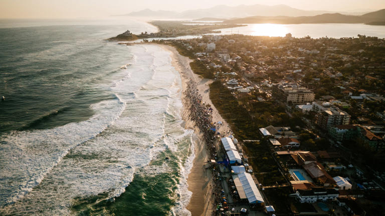 WSL 2026 is finally here: New CT format, Pipe finale and superstar ...