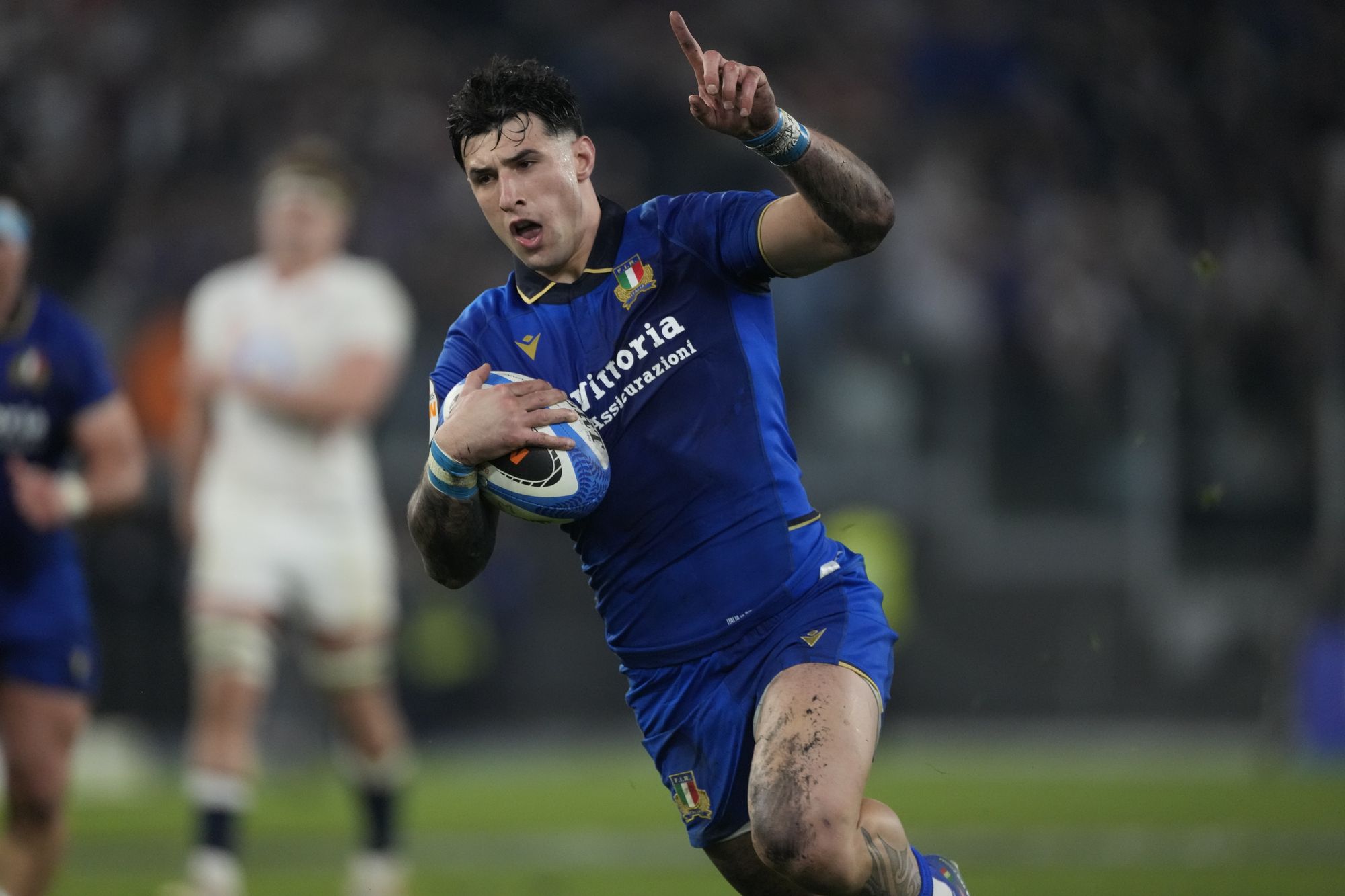 England slump to new Six Nations low as Italy secure historic win