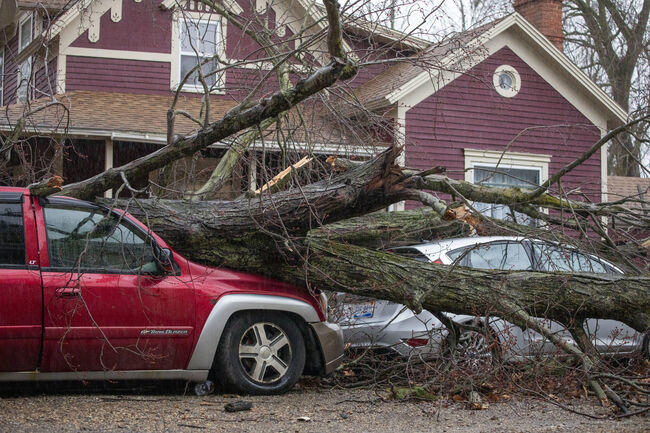 At least 8 people killed as storms spawn tornadoes across the Midwest